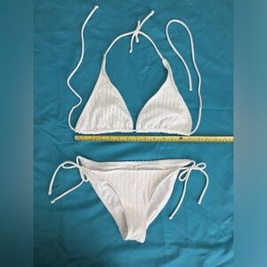 EUC RARE White crochet string bikini set, fully lined. Top XL, bottoms S.
